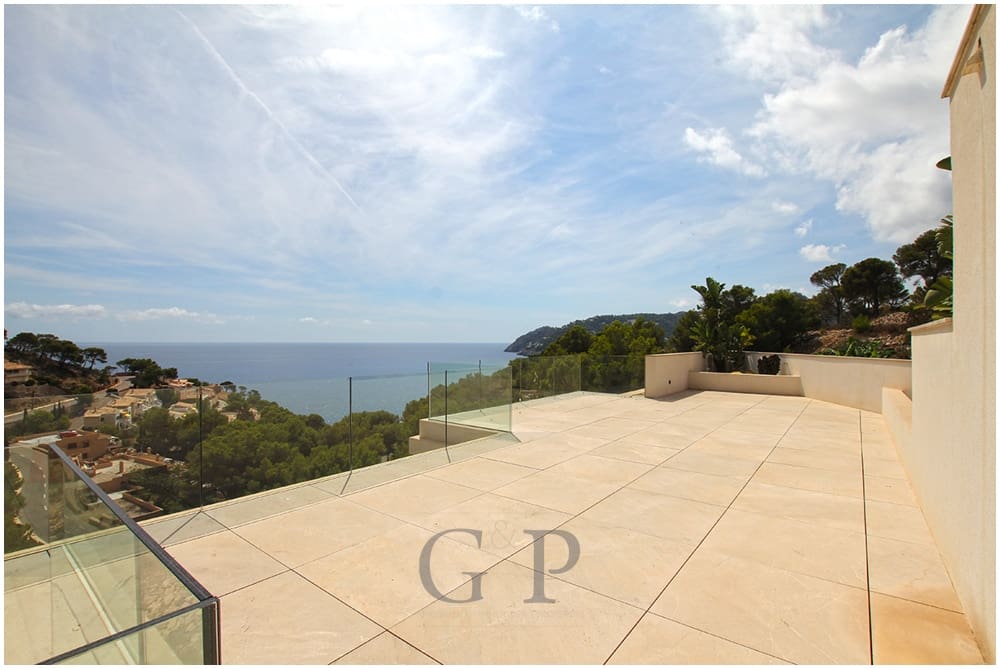 4 soveværelse Villa til salg i Canyamel med swimmingpool - € 3.995.000 (Ref: 9552291)