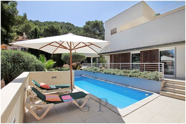 4 soveværelse Villa til salg i Canyamel, Capdepera med swimmingpool - € 1.249.000 (Ref: 9552294)