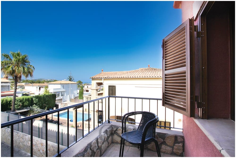 3 soveværelse Byhus til salg i Cala Ratjada med swimmingpool - € 695.000 (Ref: 9552297)