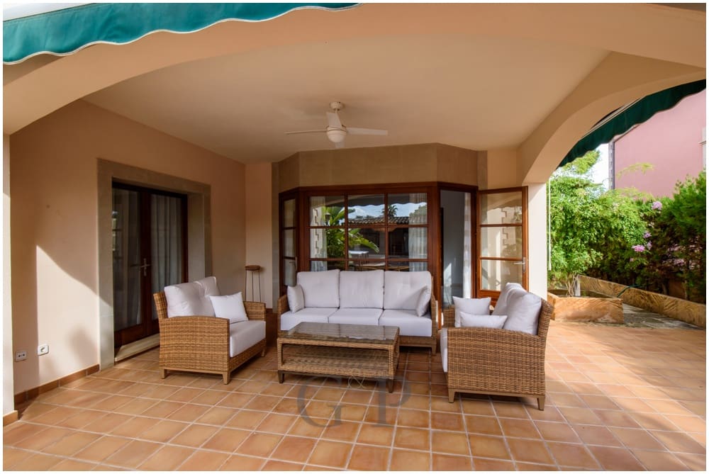 3 bedroom Villa for sale in Portocristo / Port de Manacor with pool - € 1,590,000 (Ref: 9552298)