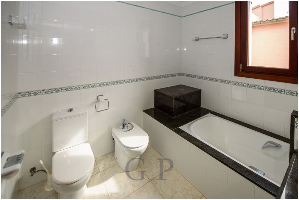 3 bedroom Villa for sale in Portocristo / Port de Manacor with pool - € 1,590,000 (Ref: 9552298)