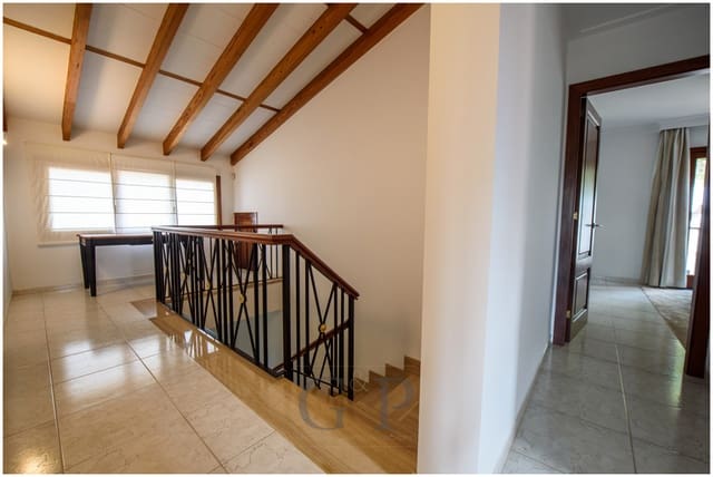 3 bedroom Villa for sale in Portocristo / Port de Manacor, Manacor with pool - € 1,590,000 (Ref: 9552298)