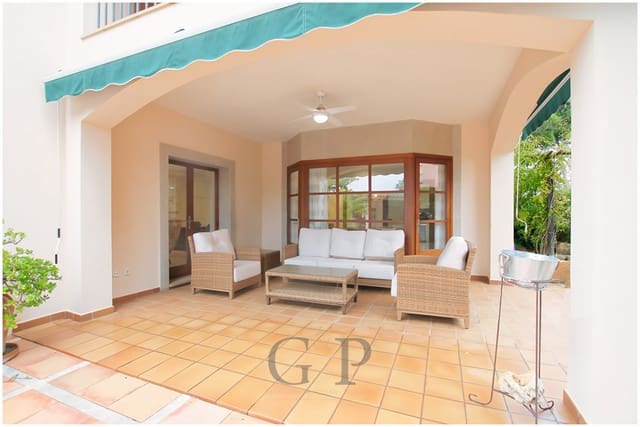 3 makuuhuone Huvila myytävänä paikassa Portocristo / Port de Manacor, Manacor mukana uima-altaan - 1 590 000 € (Ref: 9552298)