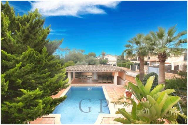 3 makuuhuone Huvila myytävänä paikassa Portocristo / Port de Manacor, Manacor mukana uima-altaan - 1 590 000 € (Ref: 9552298)