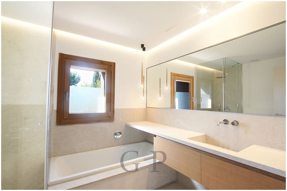 4 bedroom Finca/Country House for sale in Sant Llorenc des Cardassar with pool - € 2,690,000 (Ref: 9571942)