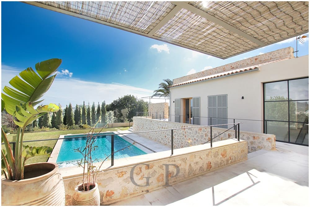 4 bedroom Finca/Country House for sale in Sant Llorenc des Cardassar with pool - € 2,690,000 (Ref: 9571942)