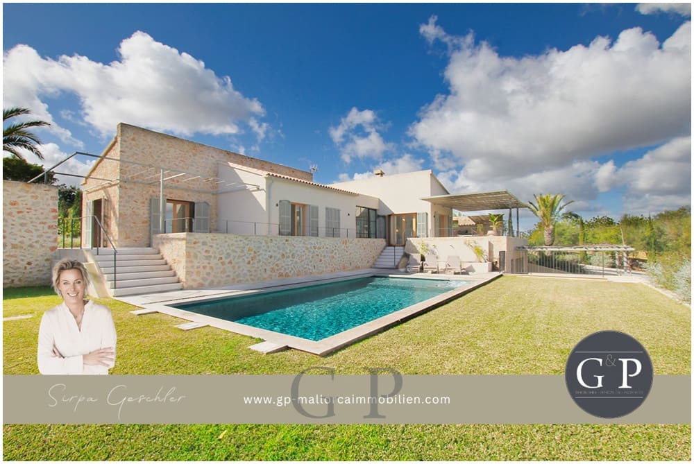 4 bedroom Finca/Country House for sale in Sant Llorenc des Cardassar with pool - € 2,690,000 (Ref: 9571942)