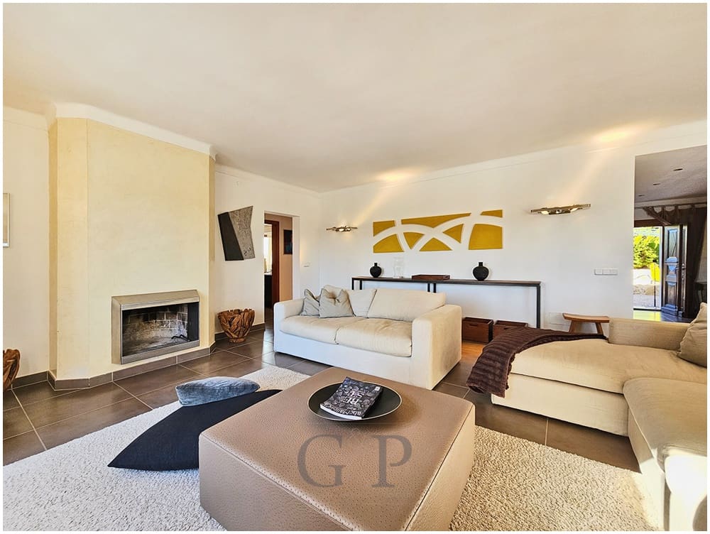 5 chambre Finca/Maison de Campagne à vendre à Capdepera avec piscine - 2 980 000 € (Ref: 9580263)