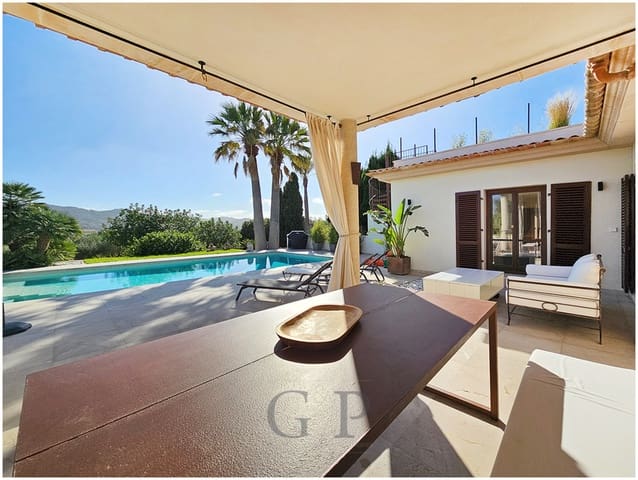 5 chambre Finca/Maison de Campagne à vendre à Capdepera avec piscine - 2 980 000 € (Ref: 9580263)