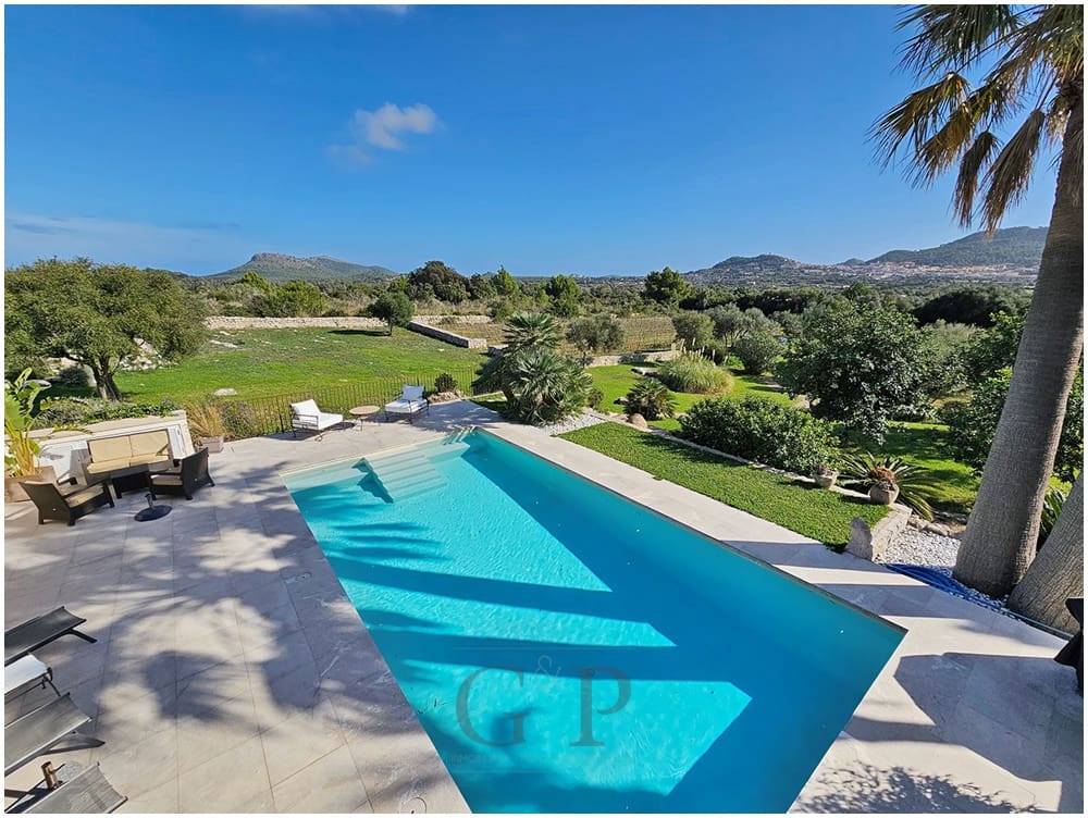 5 chambre Finca/Maison de Campagne à vendre à Capdepera avec piscine - 2 980 000 € (Ref: 9580263)