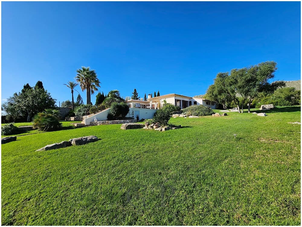 5 chambre Finca/Maison de Campagne à vendre à Capdepera avec piscine - 2 980 000 € (Ref: 9580263)