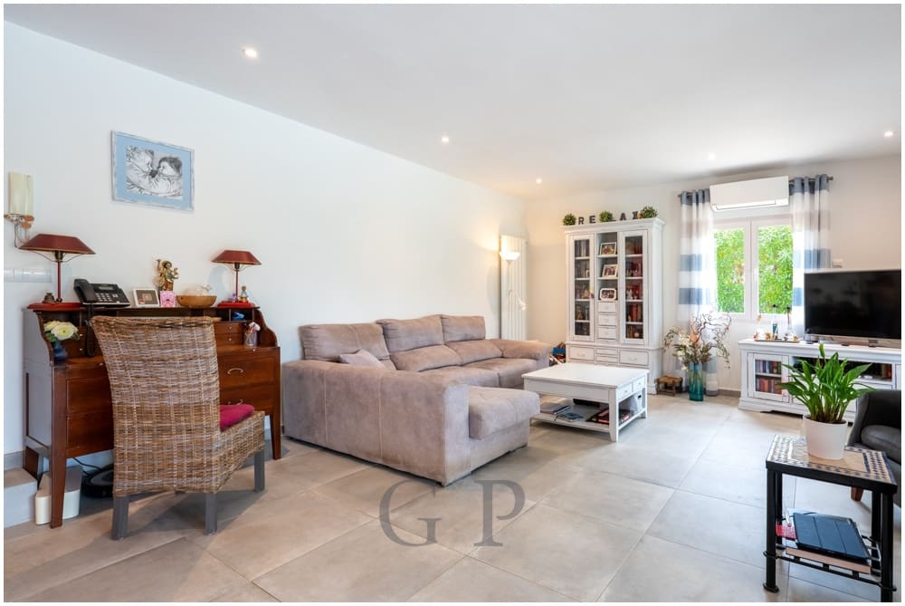 3 quarto Moradia para venda em Cala Murada com piscina - 1 250 000 € (Ref: 9580271)