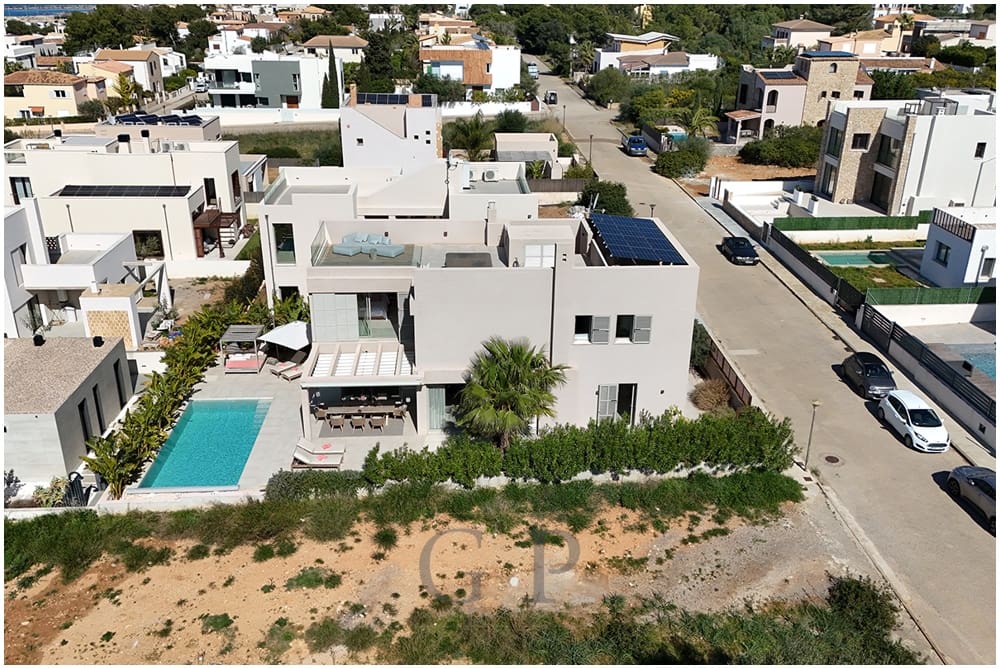 3 bedroom Townhouse for sale in Colonia de Sant Pere / Colonia de San Pedro with pool - € 1,775,000 (Ref: 9700353)