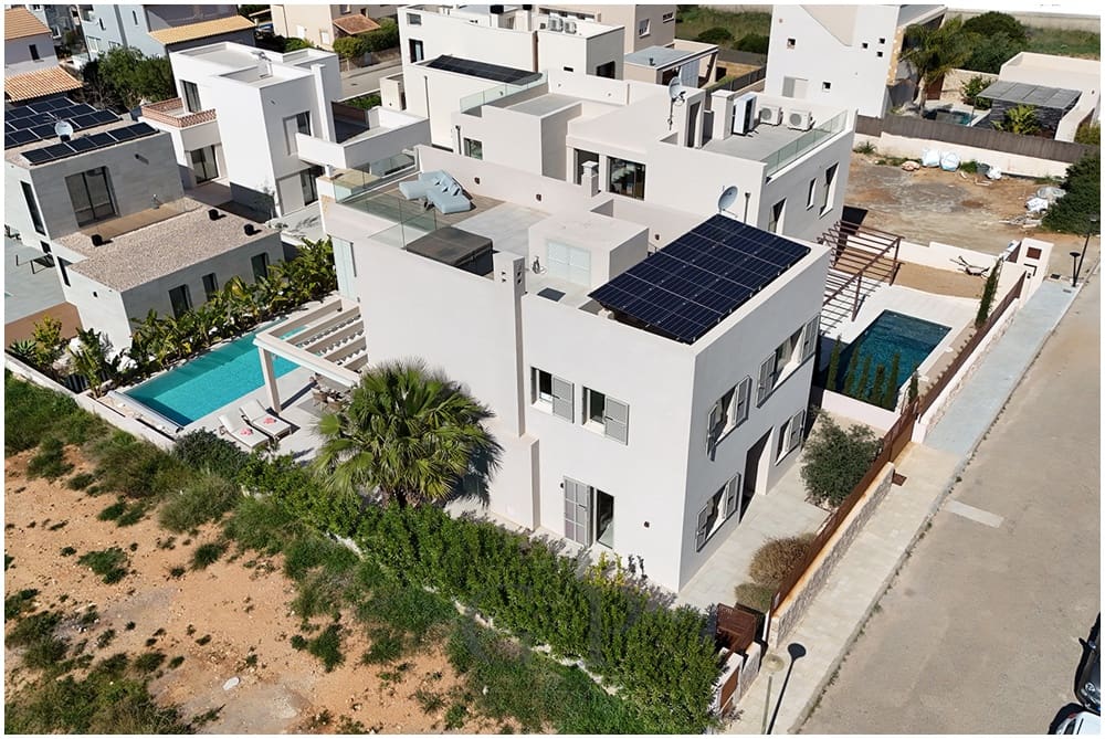 3 bedroom Townhouse for sale in Colonia de Sant Pere / Colonia de San Pedro with pool - € 1,775,000 (Ref: 9700353)