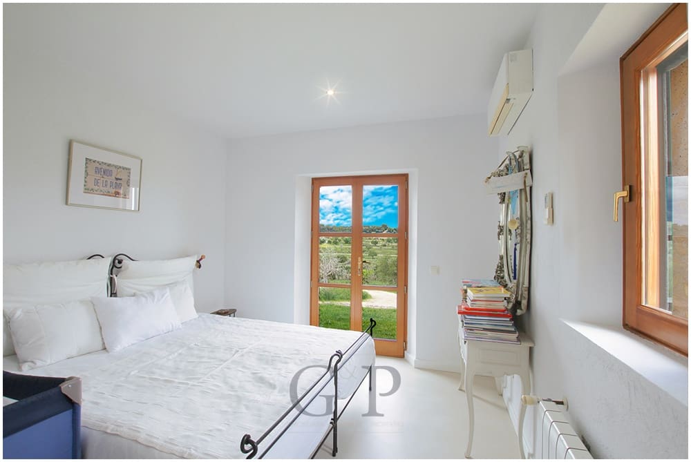 3 sovrum Finca/Hus på landet till salu i Son Servera med pool - 1 980 000 € (Ref: 9761391)