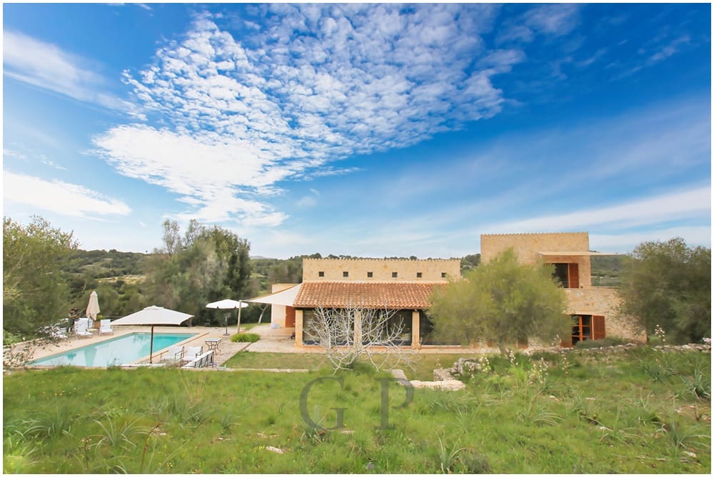 3 sovrum Finca/Hus på landet till salu i Son Servera med pool - 1 980 000 € (Ref: 9761391)