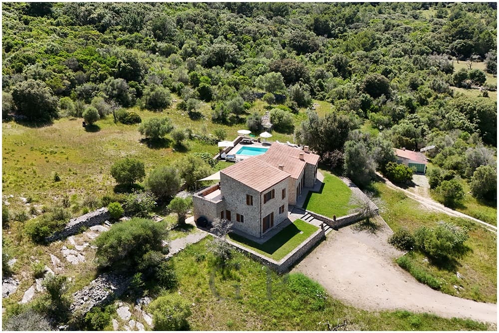 3 bedroom Finca/Country House for sale in Son Servera with pool - € 1,980,000 (Ref: 9761391)