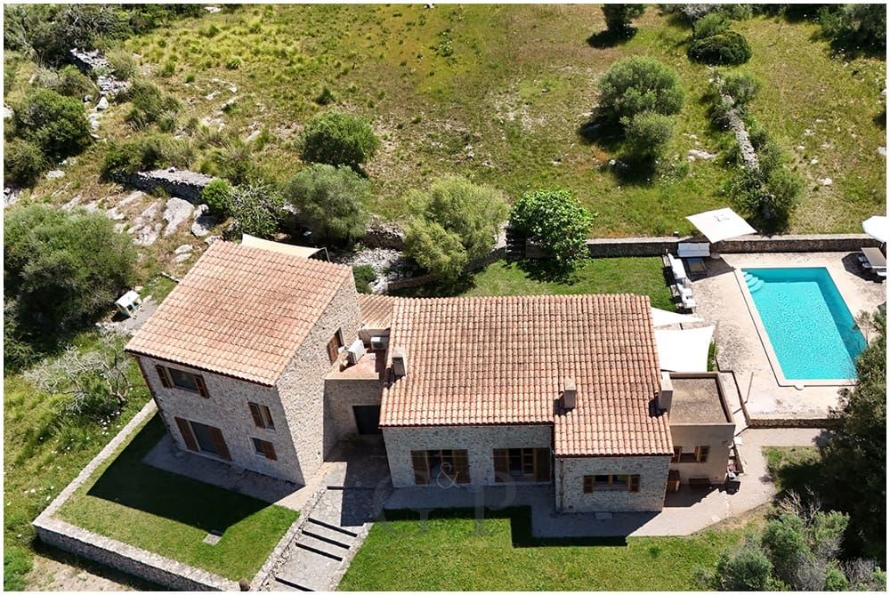 3 bedroom Finca/Country House for sale in Son Servera with pool - € 1,980,000 (Ref: 9761391)
