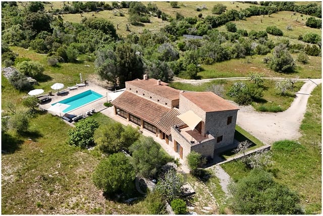 Finca/Casa Rural de 3 habitaciones en Son Servera en venta con piscina - 1.980.000 € (Ref: 9761391)