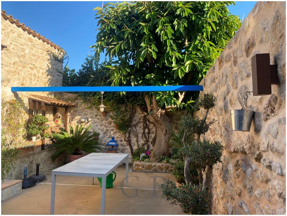 2 bedroom Townhouse for sale in Arta - € 415,000 (Ref: 9791299)