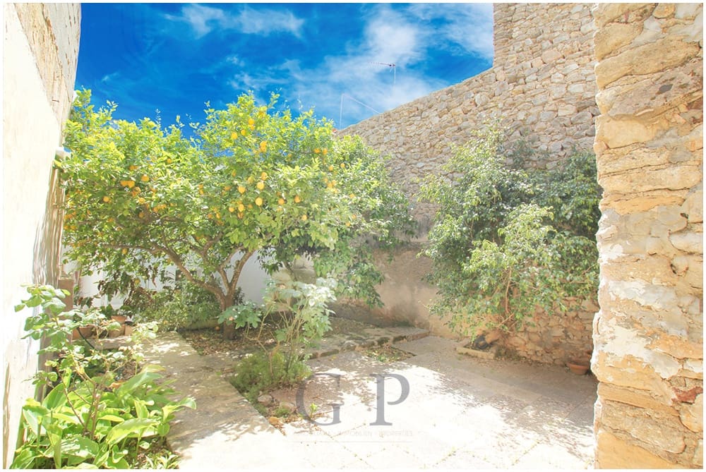 4 quarto Casa em Banda para venda em Arta - 625 000 € (Ref: 9816509)