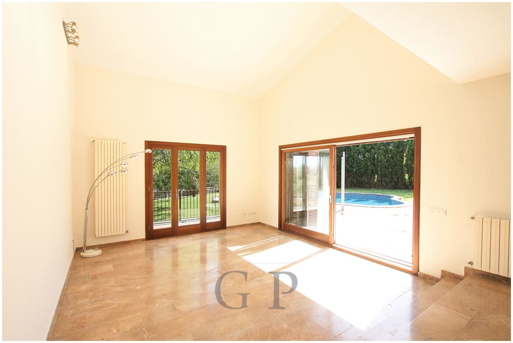 3 bedroom Finca/Country House for rent in Arta with pool garage - € 3,200 (Ref: 9823599)