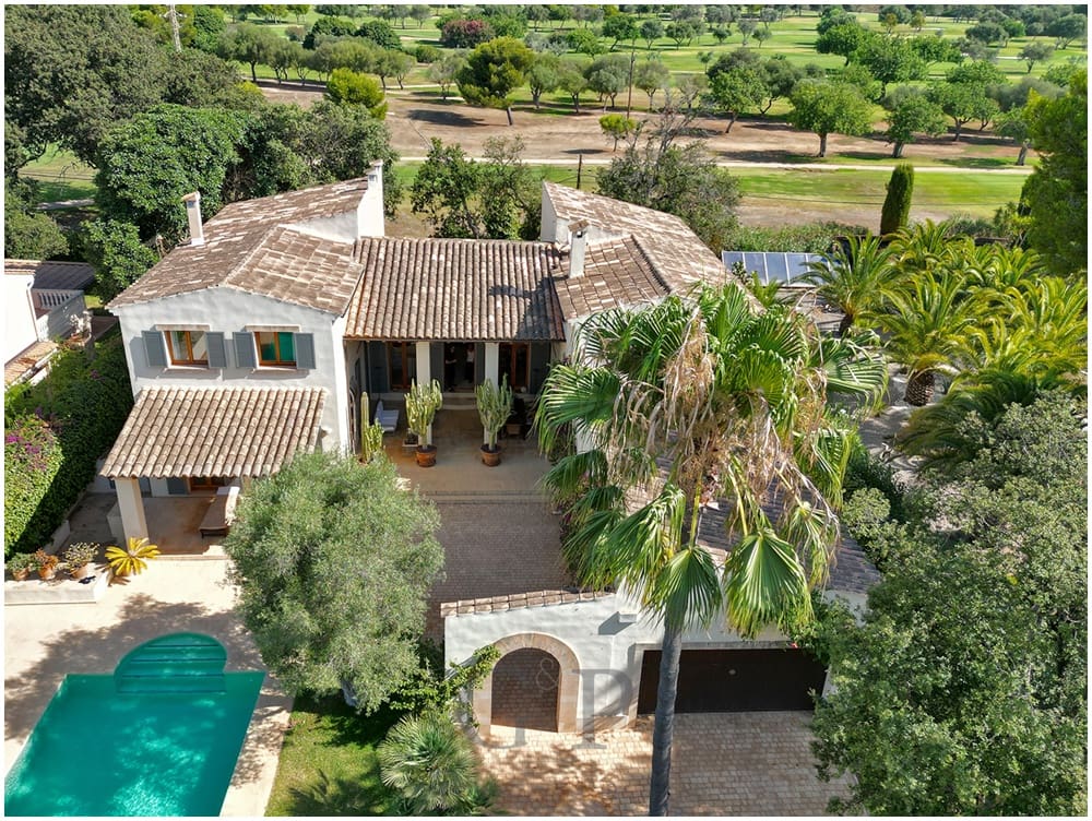 4 soverom Villa til salgs i Costa de los Pinos med svømmebasseng - € 3 300 000 (Ref: 9853026)