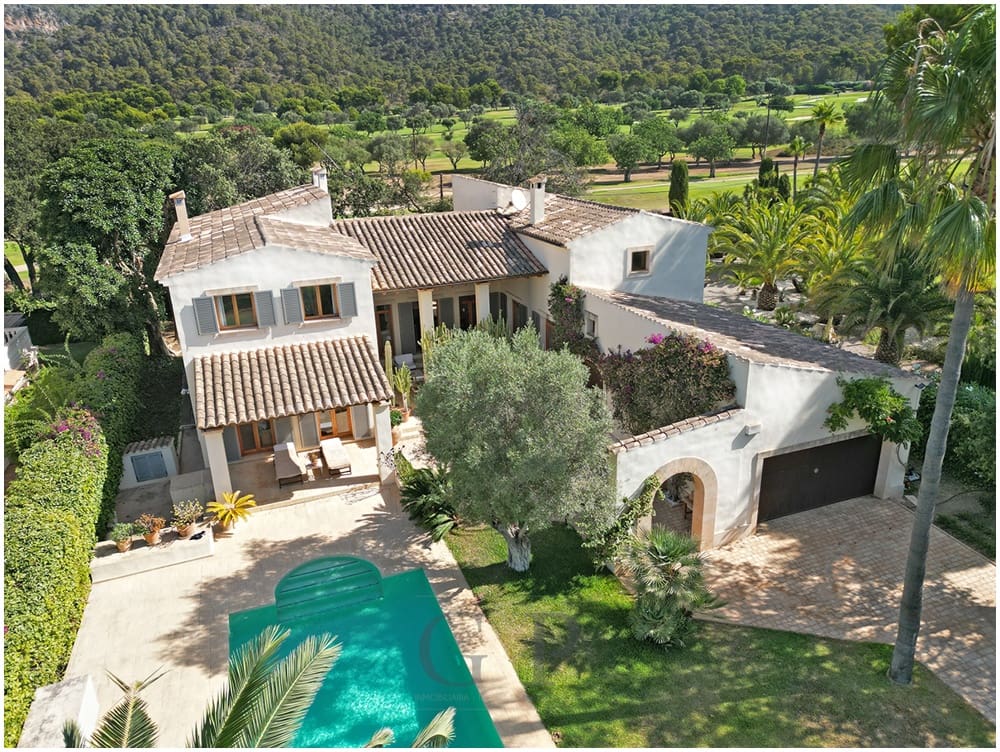4 soverom Villa til salgs i Costa de los Pinos med svømmebasseng - € 3 300 000 (Ref: 9853026)