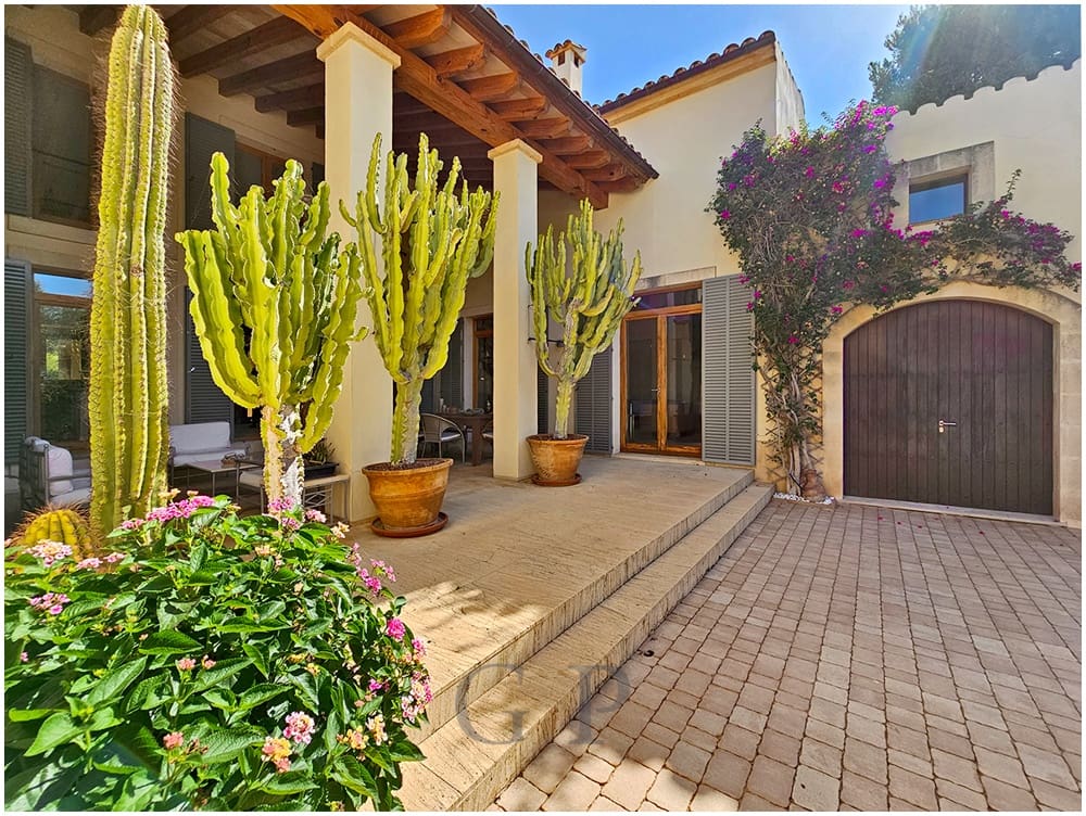 4 soverom Villa til salgs i Costa de los Pinos med svømmebasseng - € 3 300 000 (Ref: 9853026)