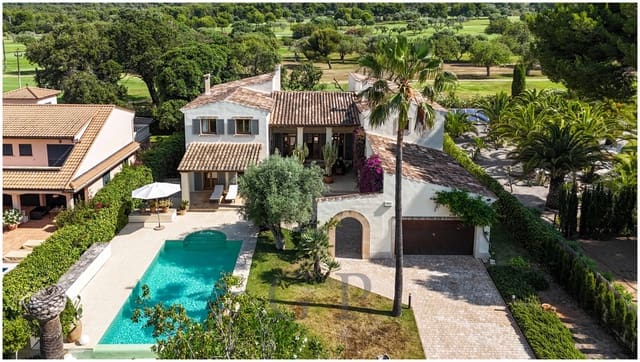 4 soveværelse Villa til salg i Costa de los Pinos, Son Servera med swimmingpool - € 3.300.000 (Ref: 9853026)