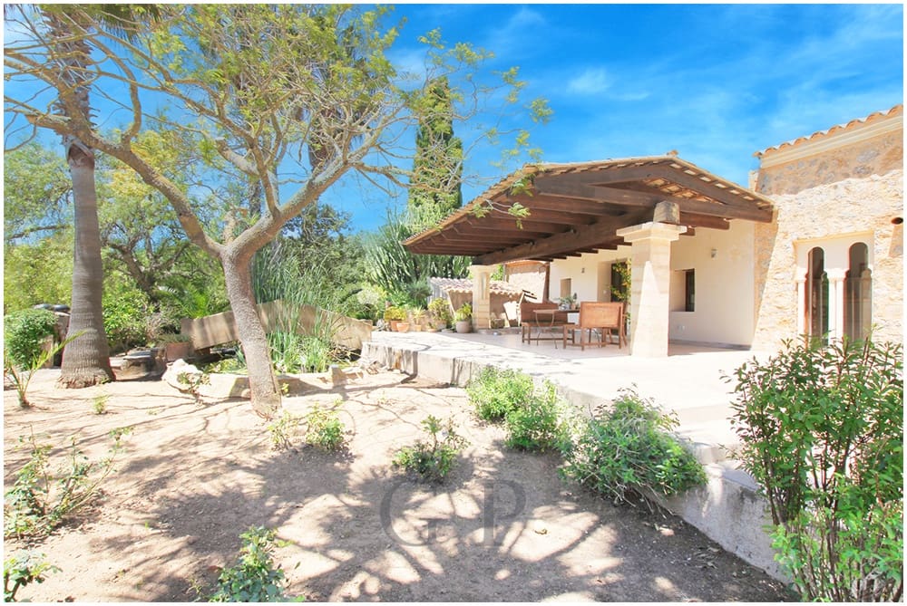 6 soveværelse Finca/Landehus til salg i Arta med swimmingpool - € 2.200.000 (Ref: 9891217)
