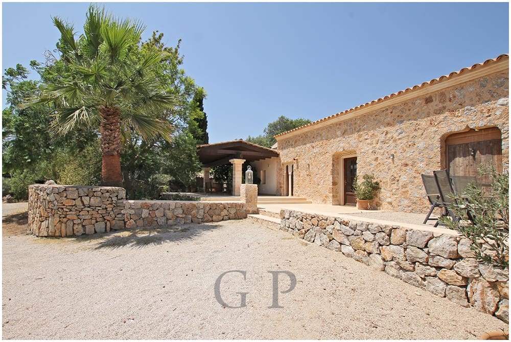 6 soveværelse Finca/Landehus til salg i Arta med swimmingpool - € 2.200.000 (Ref: 9891217)