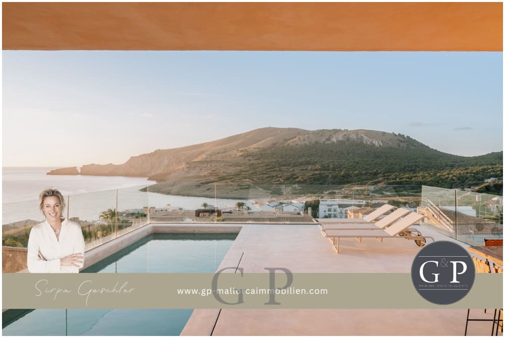 6 soveværelse Villa til salg i Cala Mesquida med swimmingpool - € 2.590.000 (Ref: 9902456)