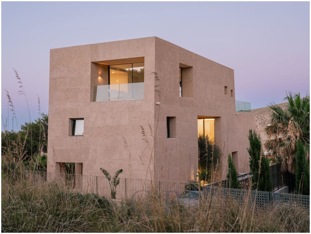 6 soveværelse Villa til salg i Cala Mesquida med swimmingpool - € 2.590.000 (Ref: 9902456)