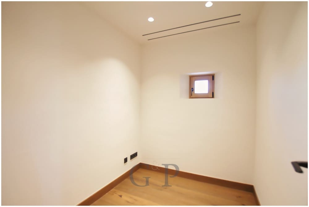 3 slaapkamer Finca/Landhuis te koop in Capdepera met zwembad - € 2.750.000 (Ref: 9934932)