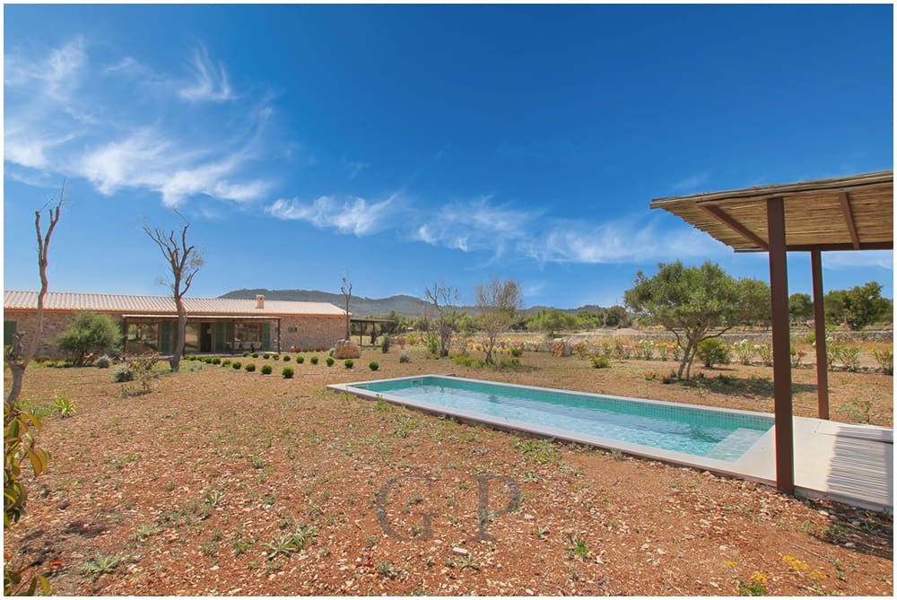 3 slaapkamer Finca/Landhuis te koop in Capdepera met zwembad - € 2.750.000 (Ref: 9934932)