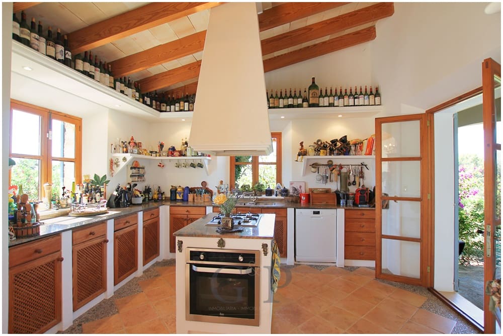 3 sypialnia Finka/Dom wiejski na sprzedaż w Arta z basenem - 1 765 000 € (Ref: 9977564)