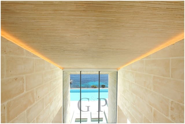 5 quarto Moradia para venda em Font de Sa Cala / Font de La Cala, Capdepera com piscina - 11 750 000 € (Ref: 9995311)