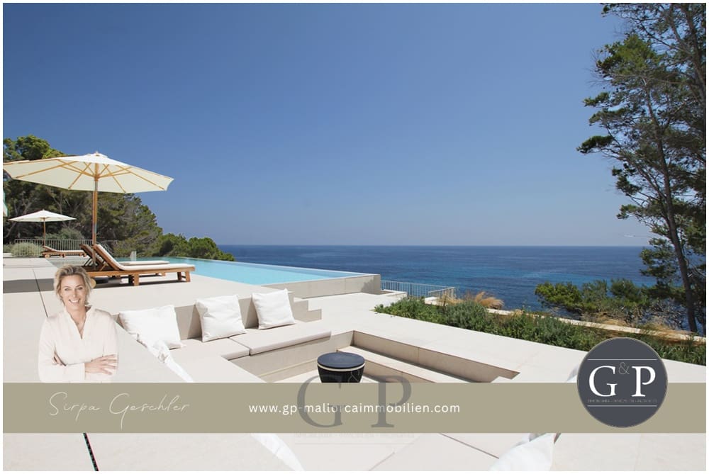 5 makuuhuone Huvila myytävänä paikassa Font de Sa Cala / Font de La Cala mukana uima-altaan 
autotalli - 11 750 000 € (Ref: 9995311)
