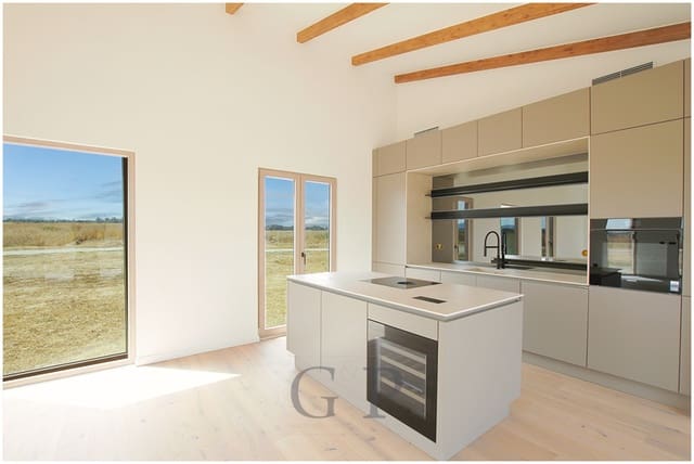 Finca/Casa Rural de 4 habitaciones en Vilafranca de Bonany en venta con piscina - 1.790.000 € (Ref: 9996207)