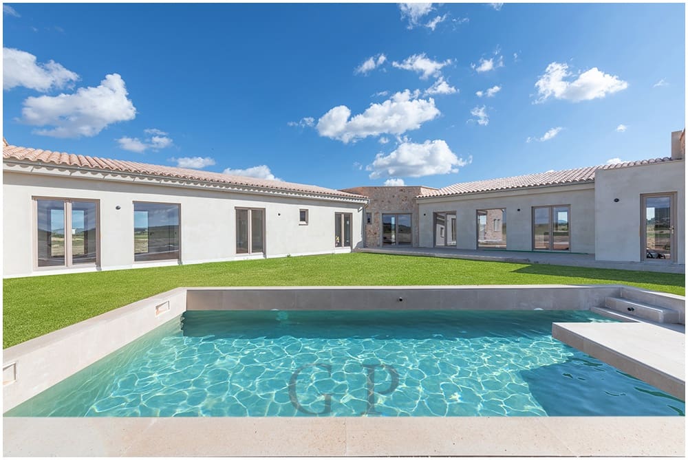 Finca/Casa Rural de 4 habitaciones en Vilafranca de Bonany en venta con piscina - 1.790.000 € (Ref: 9996207)