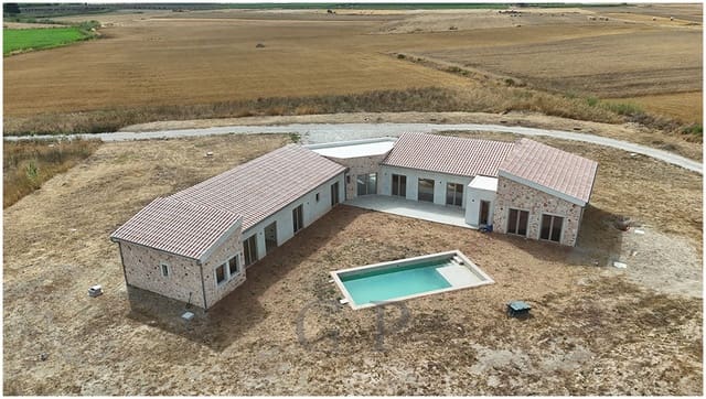 Finca/Casa Rural de 4 habitaciones en Vilafranca de Bonany en venta con piscina - 1.790.000 € (Ref: 9996207)