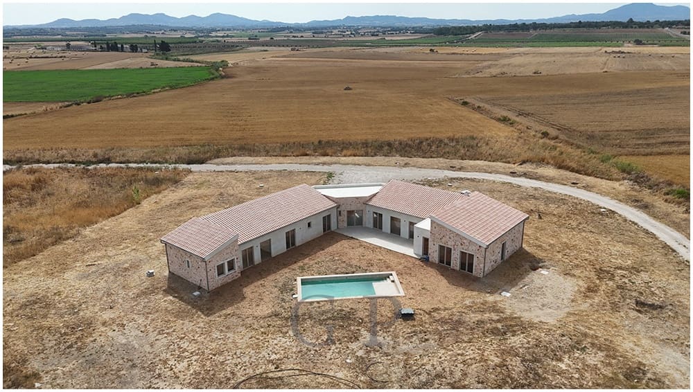 Finca/Casa Rural de 4 habitaciones en Vilafranca de Bonany en venta con piscina - 1.790.000 € (Ref: 9996207)