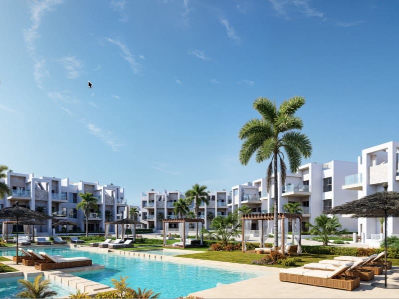 2 bedroom Flat for sale in Los Alcazares with pool garage - € 309,000 (Ref: 10031665)