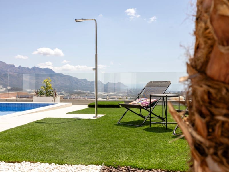 3 bedroom Villa for sale in Polop with pool - € 598,000 (Ref: 10031666)