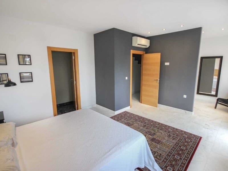 4 slaapkamer Villa te koop in Albir met zwembad garage - € 950.000 (Ref: 10132692)