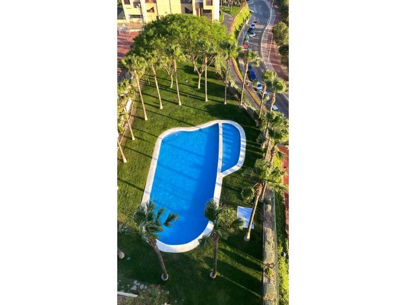 2 bedroom Apartment for sale in Benidorm with pool garage - € 385,000 (Ref: 10162891)