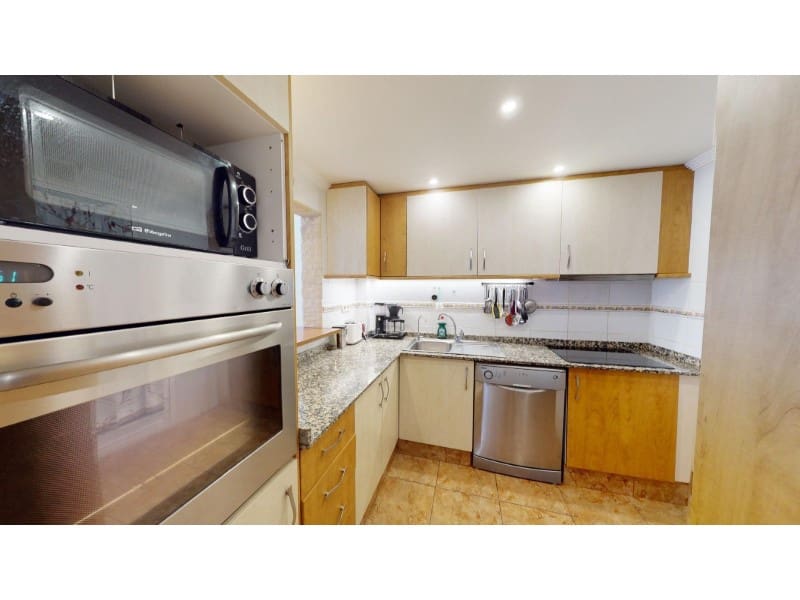 6 bedroom Apartment for sale in Albir with pool - € 440,000 (Ref: 10171219)