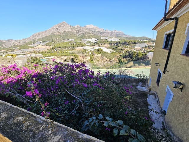 7 bedroom Villa for sale in Callosa d'En Sarrià with pool - € 920,000 (Ref: 8497544)