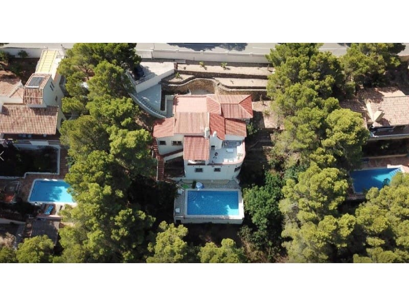 4 soveværelse Villa til salg i Altea la Vella med swimmingpool garage - € 595.000 (Ref: 8509796)